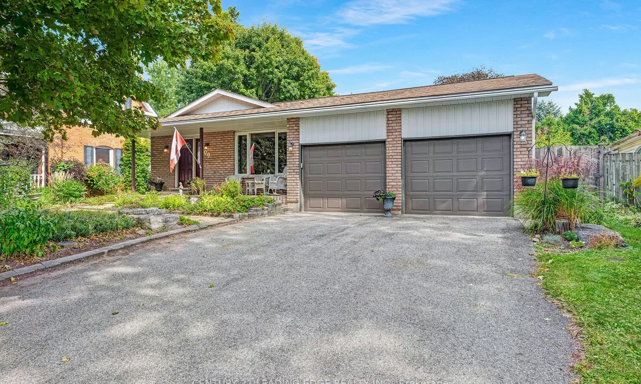 9 King St, East Gwillimbury, ON L0G 1M0