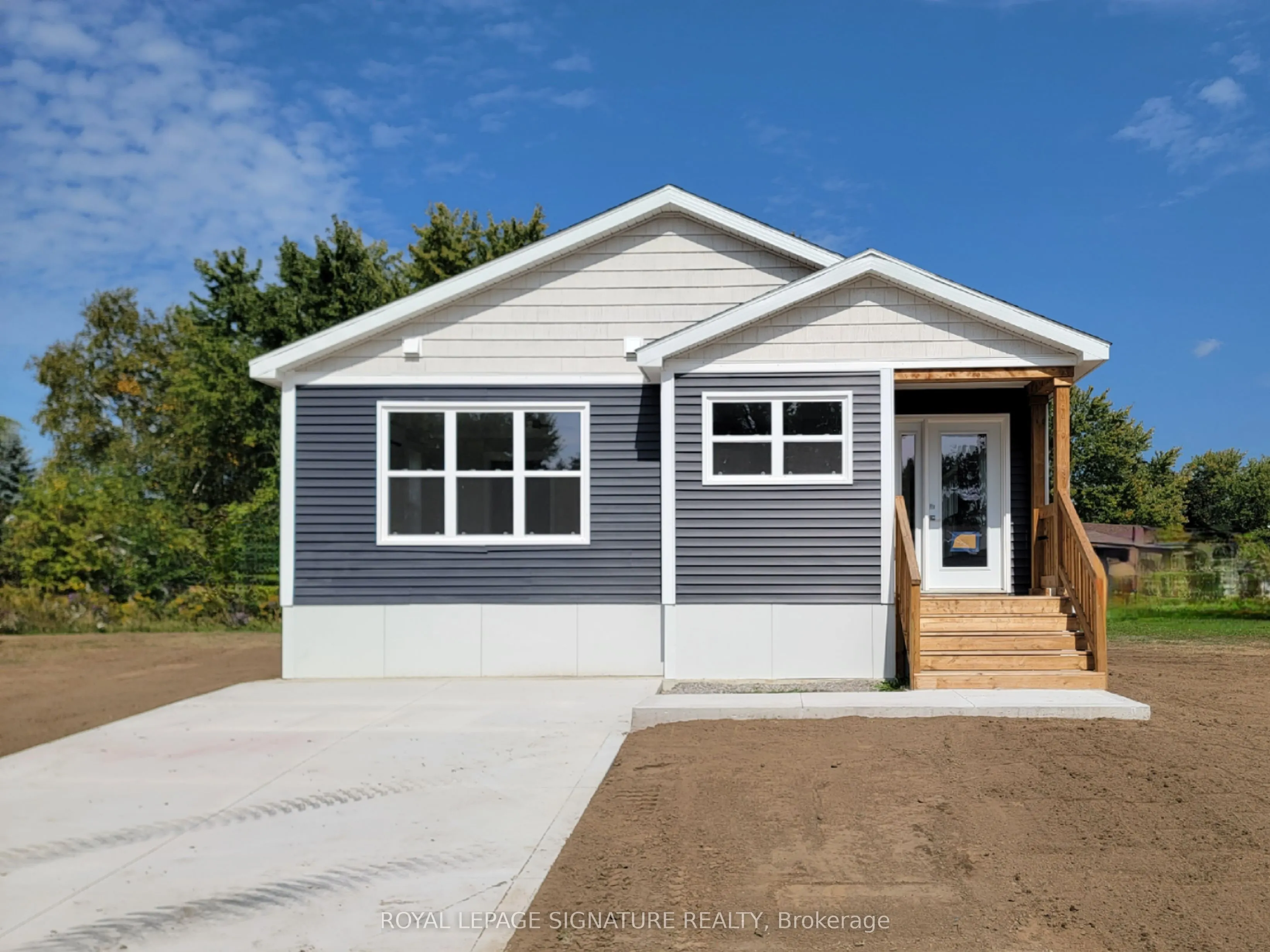 16 Briarwood Place, Innisfil, ON L0L 1L0