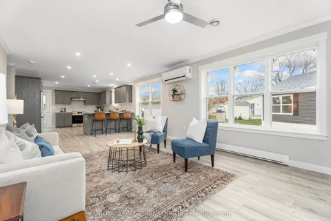 16 Briarwood Place, Innisfil, ON L0L 1L0