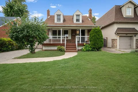 108 LAWRENCE Ave, Richmond Hill, ON L4C 1Z3