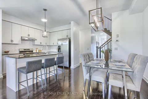 139 Dariole Dr, Richmond Hill, ON L4E 0Y8