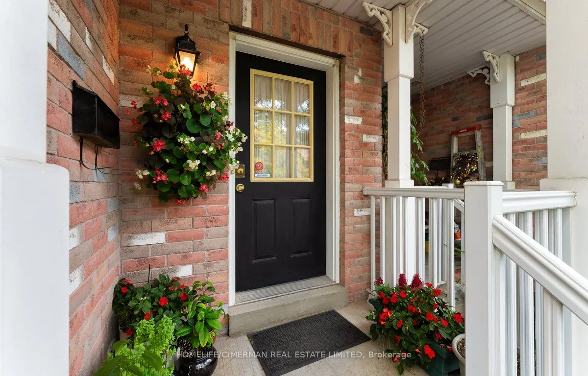 39 Vanity Cres, Richmond Hill, ON L4B 4E5