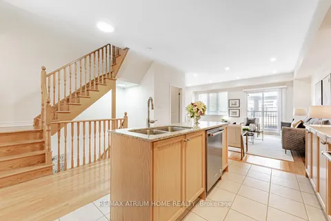 166 Elgin Mills Rd W Rd, Richmond Hill, ON L4C 4M2