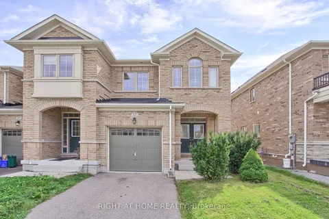 63 Paper Mills Cres, Richmond Hill, ON L4E 0V4