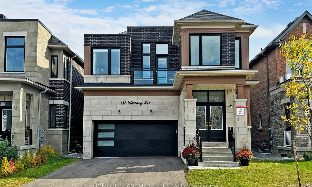 137 Hartney Dr, Richmond Hill, ON L4S 0L1