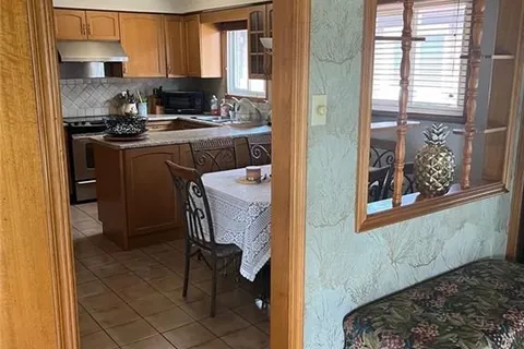 78 Ashburn Cres, Vaughan, ON L4L 1G9
