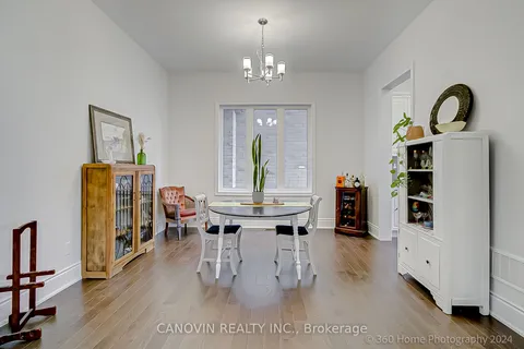 180 Sunset Vista Crt, Aurora, ON L4G 3Y1