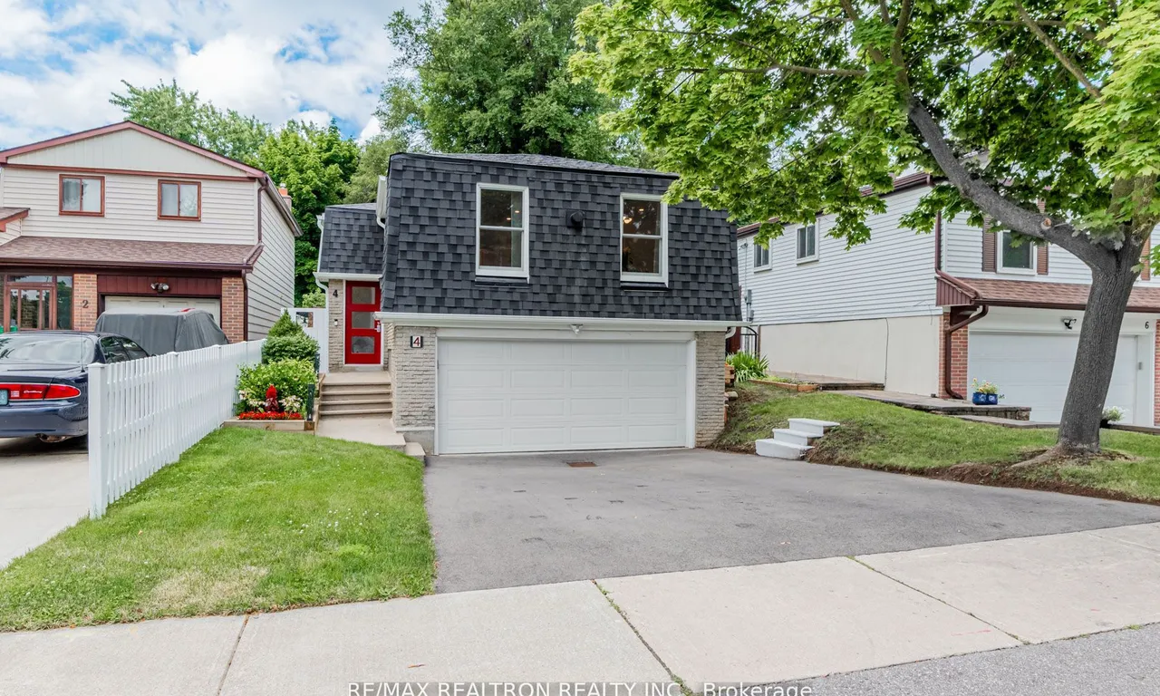 4 Plaisance Rd, Richmond Hill, ON L4C 5B5