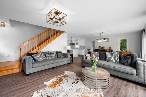 183 Lake Dr, Georgina, ON L4P 3C8