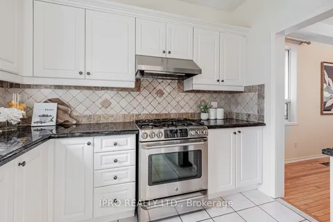 21 Mistysugar Tr, Vaughan, ON L4J 8R5