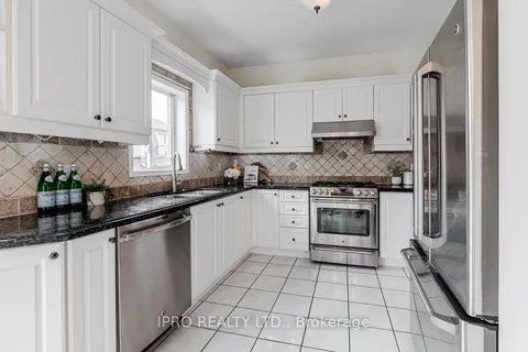 21 Mistysugar Tr, Vaughan, ON L4J 8R5