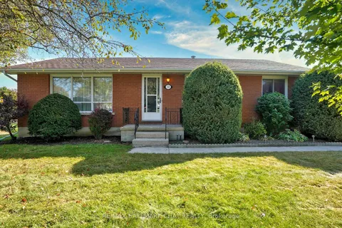 33 Hancey Cres, New Tecumseth, ON L9R 1B8