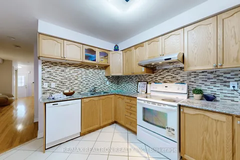 359 Caboto Tr, Markham, ON L3R 5G6