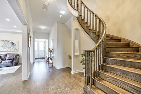 509 Clifford Perry Pl, Newmarket, ON L3X 0J1