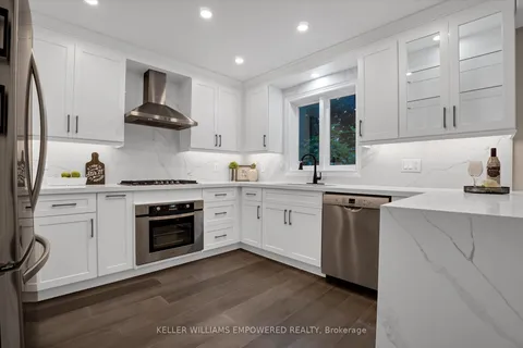 36 Eastdale Cres, Richmond Hill, ON L4B 3E4