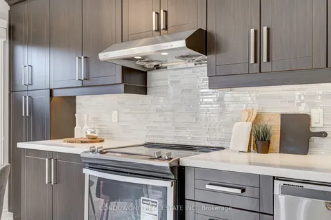 92 Houseman Cres, Richmond Hill, ON L4C 7S6