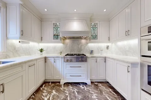 486 Palmer Ave, Richmond Hill, ON L4B 3C2