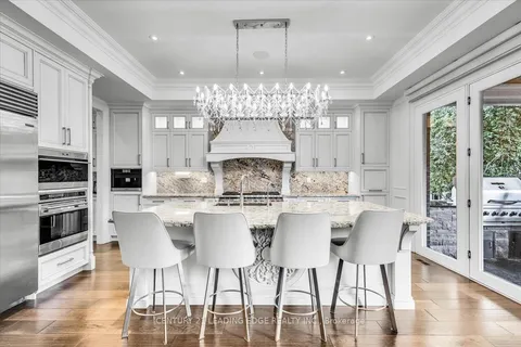 25 TALISMAN Cres, Markham, ON L3P 2C8