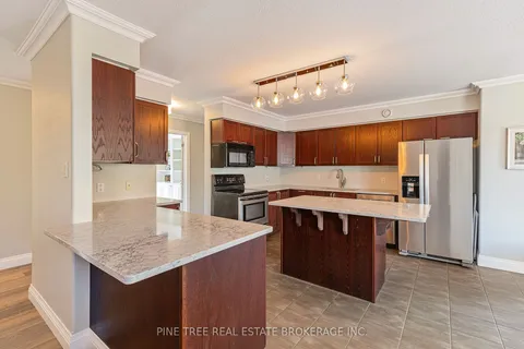 6975 Ortona Rd, Essa, ON L0M 1J0