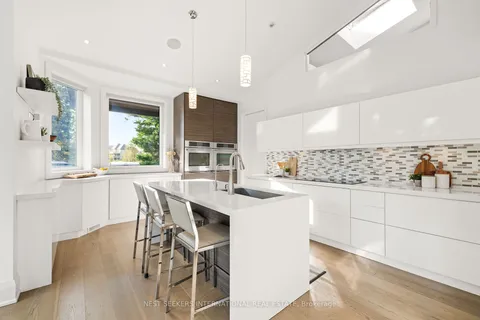 31 Winter Rd, King, ON L7B 1E3