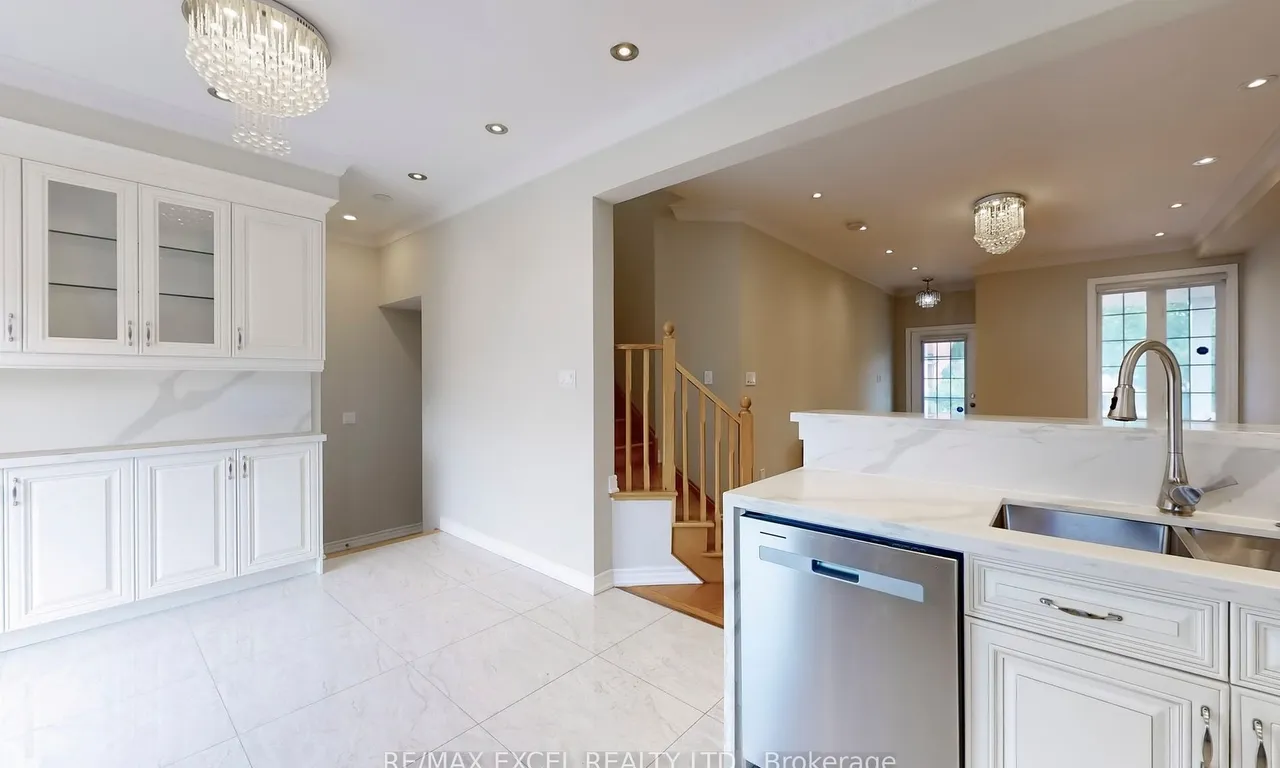 Detached living room at 48 Goldenwood Cres Markham