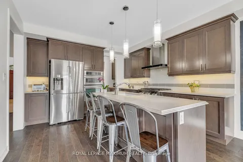 9 Copeland Cres, Innisfil, ON L0L 1L0