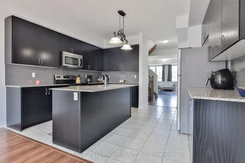 153 Rustle Woods Ave, Markham, ON L6B 1A8