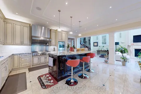 18 Alai Circ, Markham, ON L3R 1E2