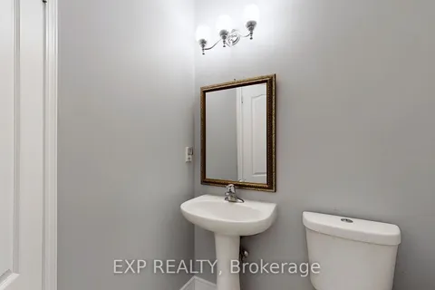 955 Ernest cousins Circ, Newmarket, ON L3X 0B7