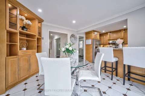 59 Dunbarton Crt, Richmond Hill, ON L4C 8G2