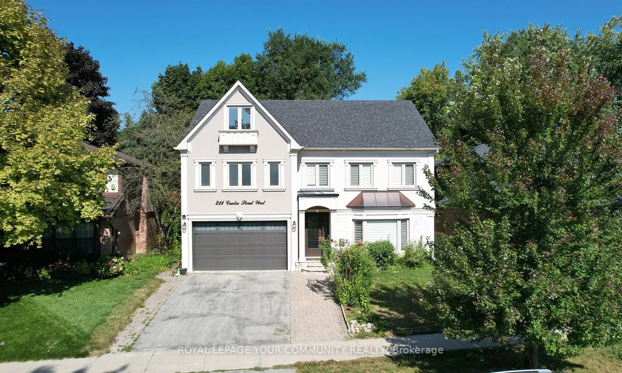 211 Centre St, Richmond Hill, ON L4C 3P9