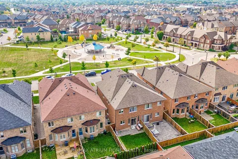 270 Wilfred Murison Ave, Markham, ON L6C 0S6