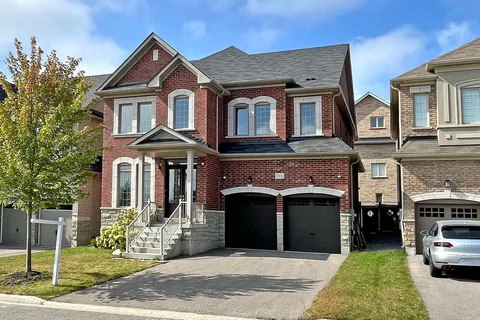 717 Mee Pl, Newmarket, ON L3X 0G6