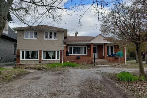 47 Elm Grove Ave, Richmond Hill, ON L4E 2V4