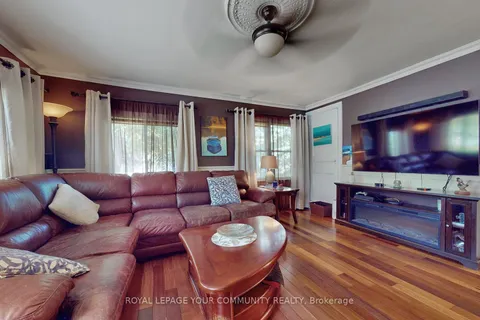 18671 Leslie St, East Gwillimbury, ON L0G 1V0