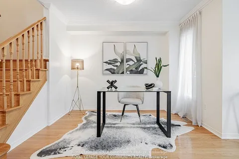 2 Domenica Way, Vaughan, ON L4H 1V4