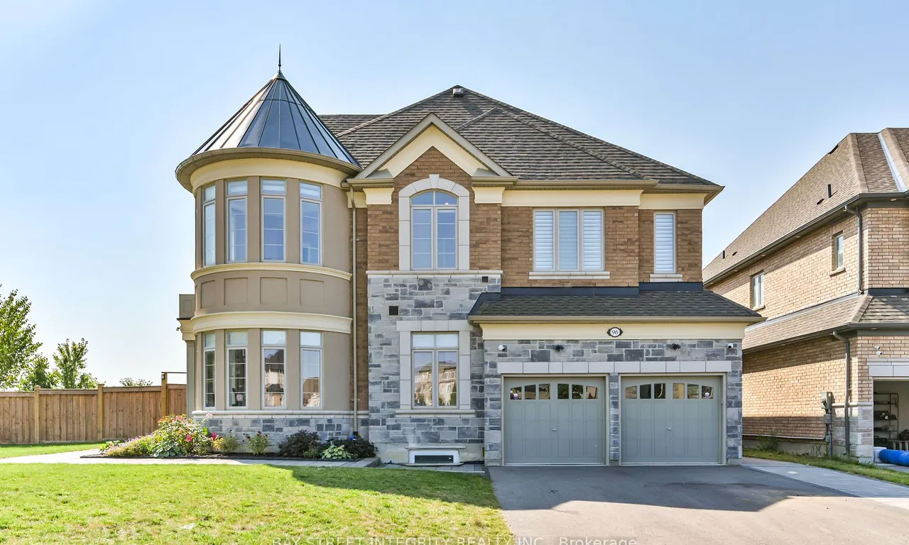 96 Mitchell Pl, Newmarket, ON L3Y 0C7