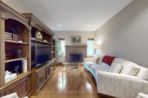 3 Snead&apos;s Green, Whitchurch-Stouffville, ON L4A 1M3