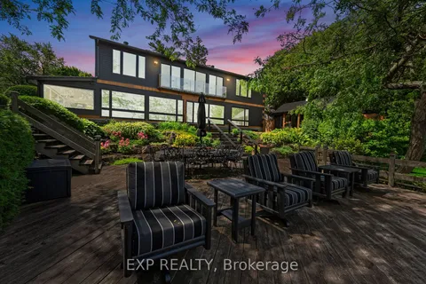 84 Hedge Rd, Georgina, ON L0E 1R0