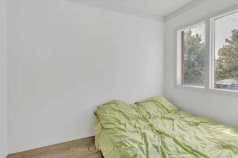 260 Pumphouse Rd, King, ON L3Z 2A6