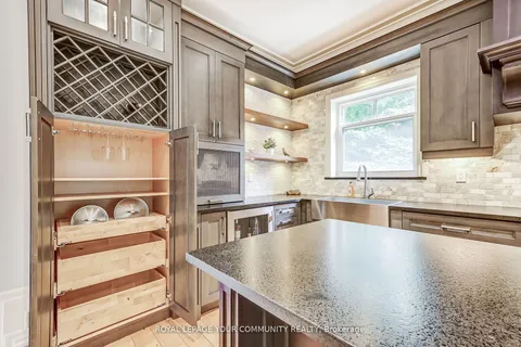 3 David Gohn Circ, Markham, ON L6E 1A7