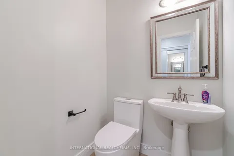 67 Rosanna Cres, Vaughan, ON L6A 3E3