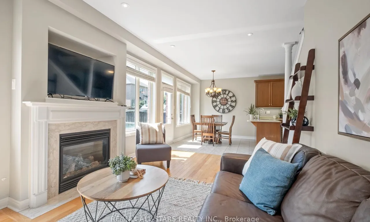 376 Mantle Ave, Whitchurch-Stouffville, ON L4A 0R8