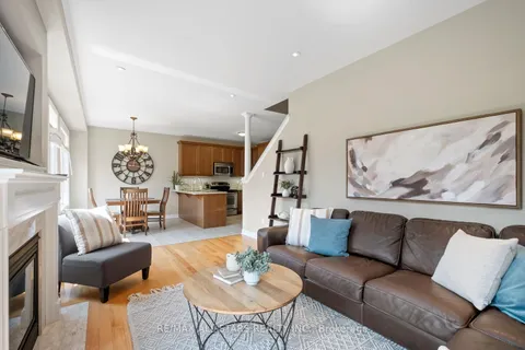 376 Mantle Ave, Whitchurch-Stouffville, ON L4A 0R8