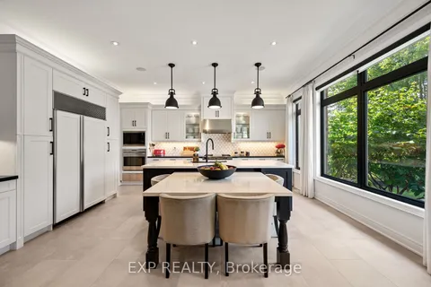 53 Country Club Cres, Uxbridge, ON L9P 0B8