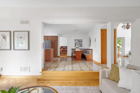 38 Fredrick St, Vaughan, ON L4L 1P8