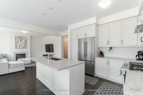23 Bartram Cres, Bradford West Gwillimbury, ON L3Z 0T3