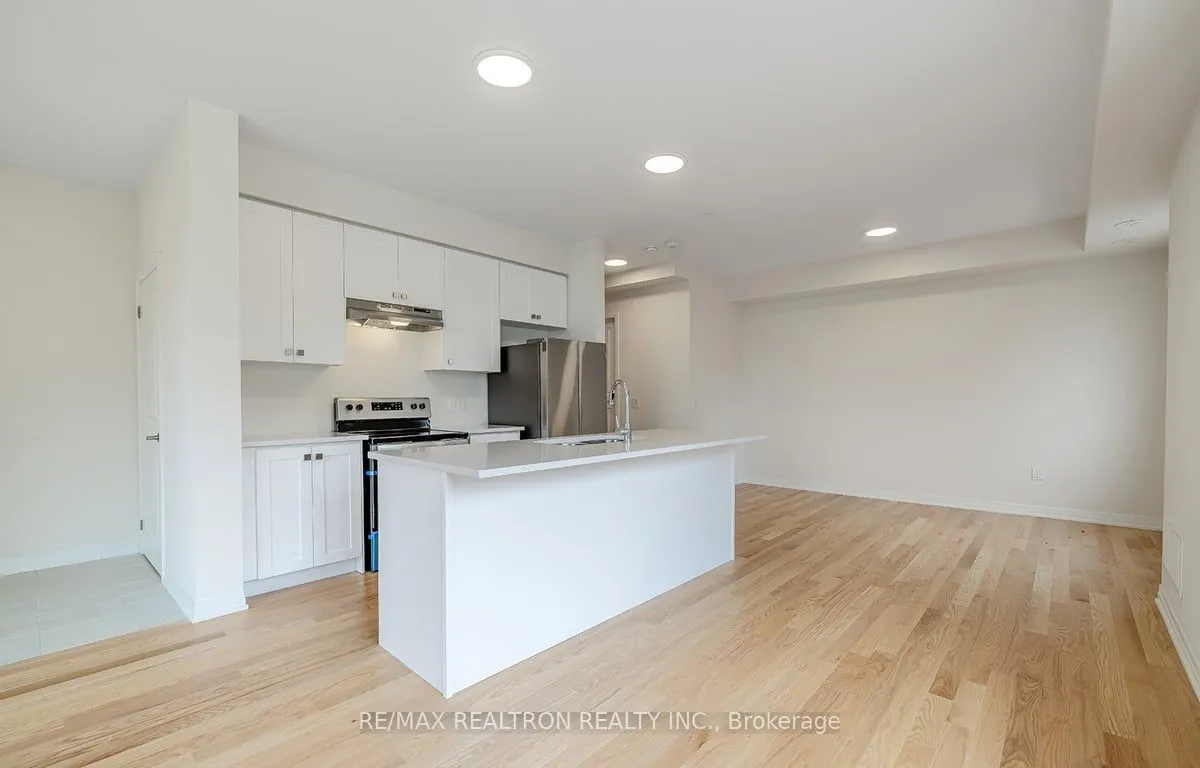 Condo Townhouse interior view at 40 Baynes Way Bradford West Gwillimbury
