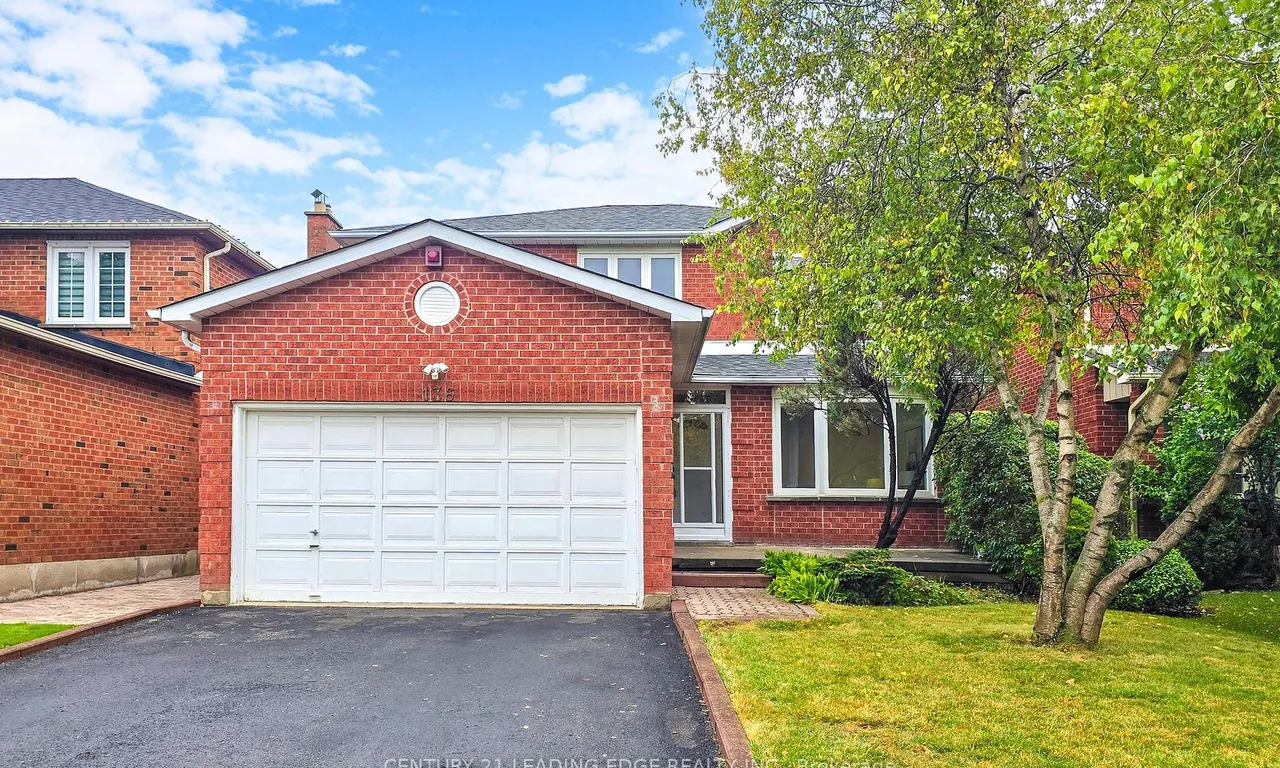 136 FIELDGATE Dr, Vaughan, ON L6A 1K4