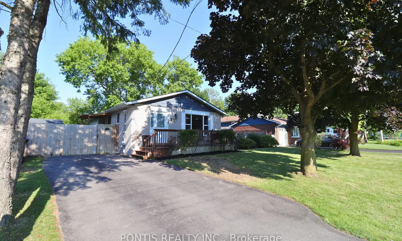 23 Larkdale Cres, Essa, ON L0M 1B0